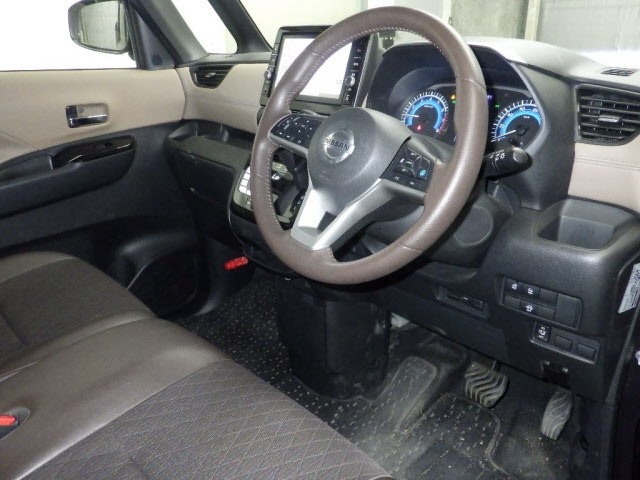 Nissan ROOX 2020 7262299-3