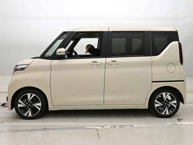 Nissan ROOX 2025 7262501-4