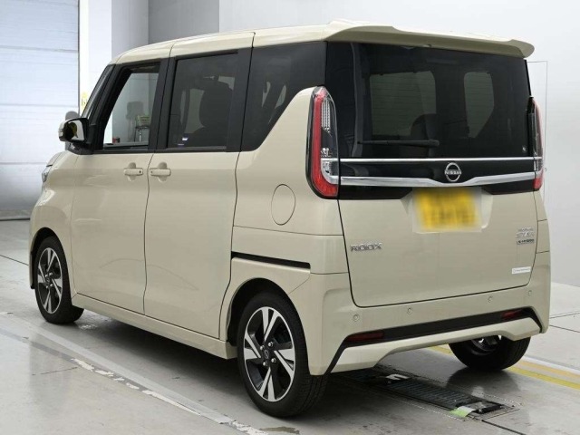 Nissan ROOX 2025 7262501-6