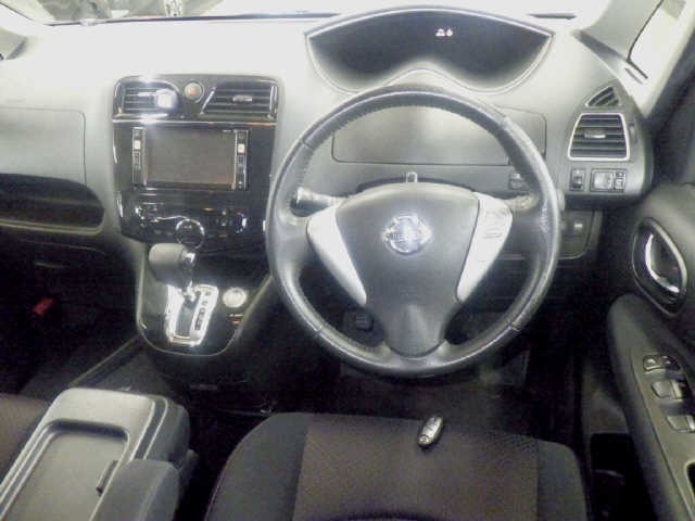 Nissan SERENA 2011 7269950-3