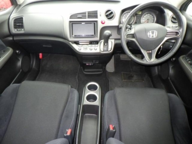 Honda STREAM 2009 7273325-3