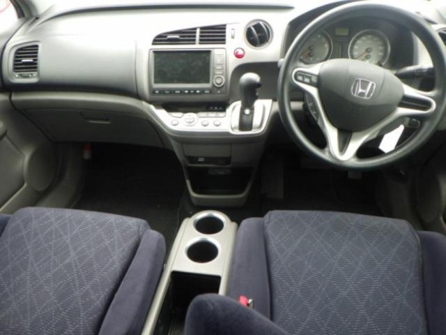 Honda STREAM 2011 7273326-3