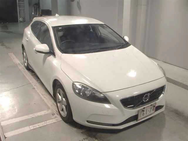 Volvo V40 2015 7262836-0