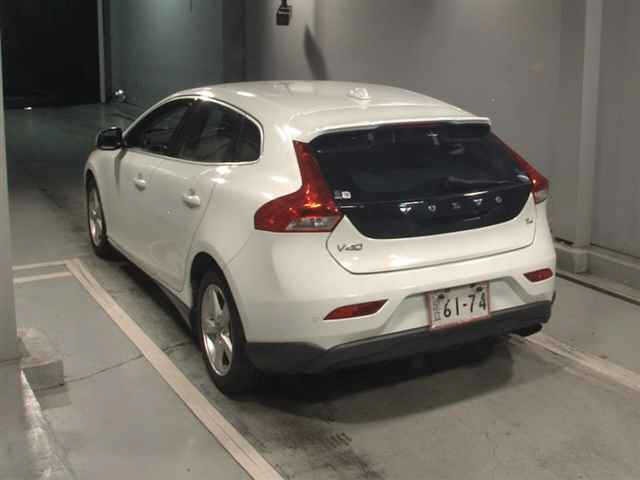 Volvo V40 2015 7262836-1