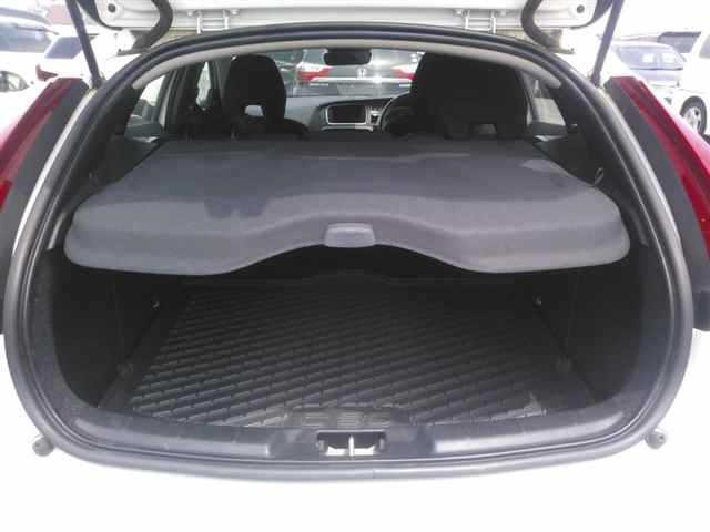 Volvo V40 2015 7262836-10