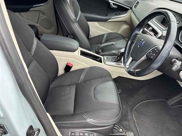 Volvo V40 2013 7262853-7