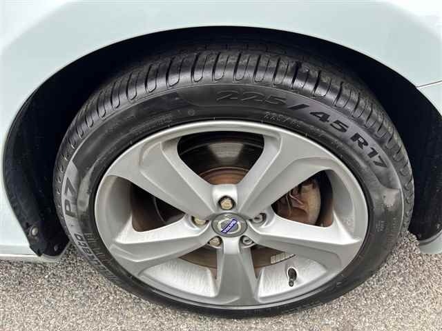 Volvo V40 2013 7262853-9