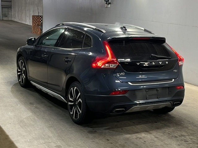 Volvo V40 2016 7262874-1