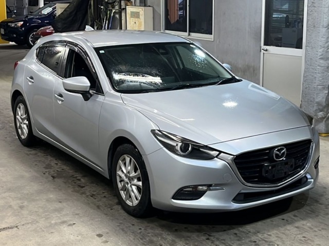 Mazda AXELA 2017 7288062-4