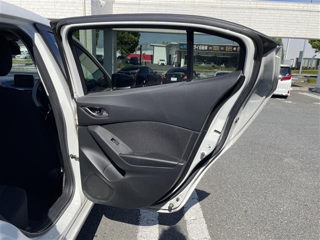 Mazda AXELA 2015 7288179-6