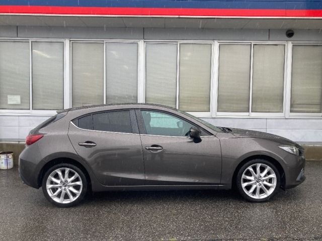 Mazda AXELA 2016 7288183-3