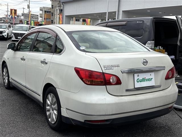 Nissan BLUEBIRD SYLPHY 2008 7284075-1