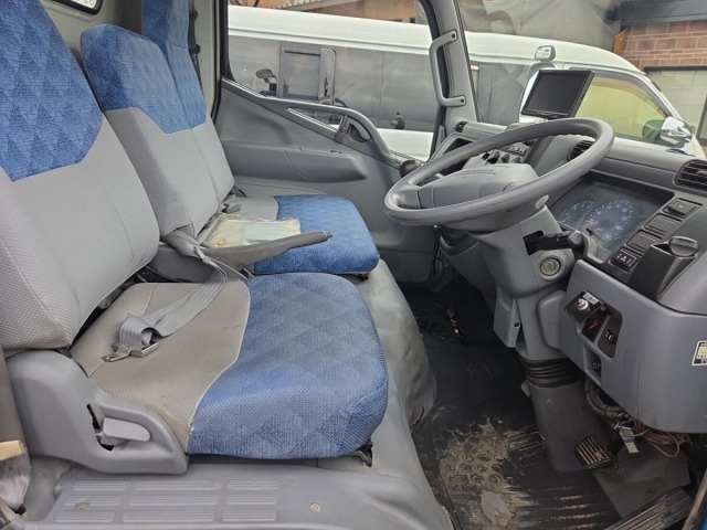 Mitsubishi CANTER 2004 7289341-4