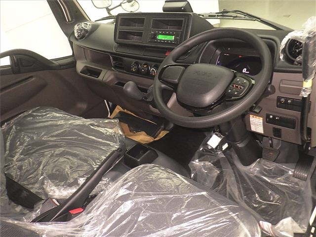 Mitsubishi CANTER 2026 7289389-3