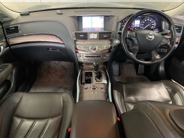 Nissan CIMA 2019 7279596-3