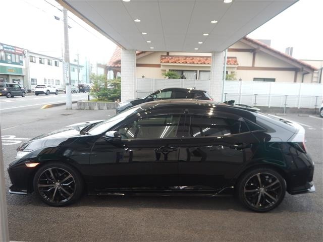 Honda CIVIC 2021 7284449-19