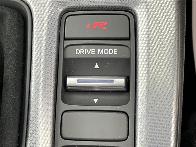 Honda CIVIC 2026 7284458-22