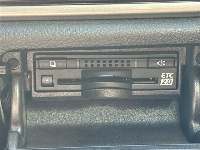 Toyota CROWN MAJESTA 2017 7282469-8