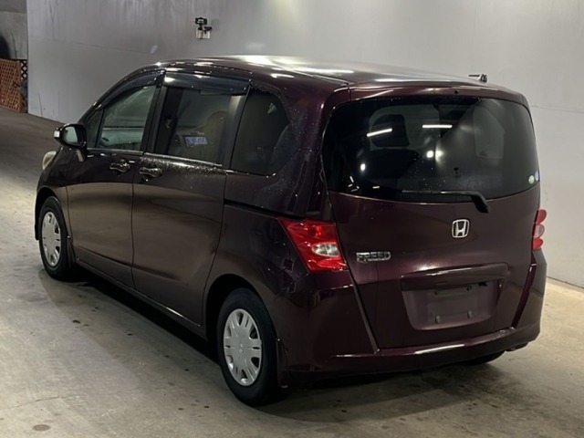 Honda FREED 2011 7288502-1