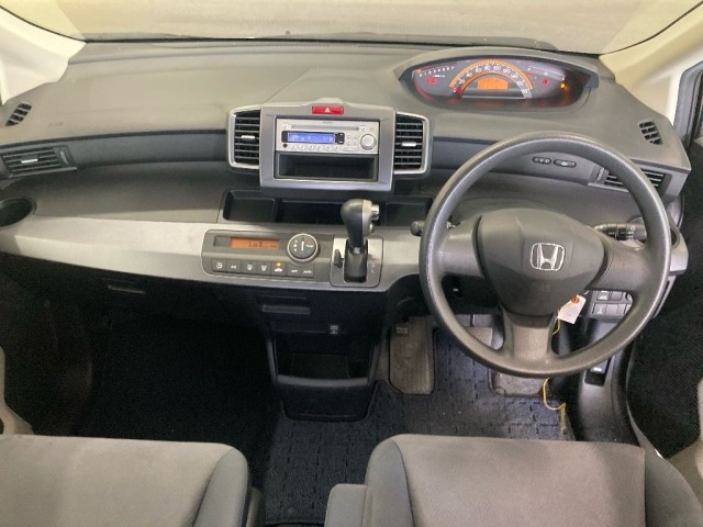 Honda FREED 2010 7288539-3