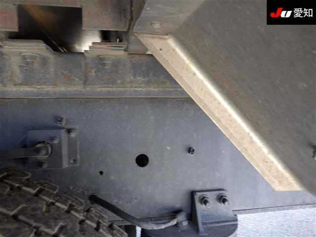 Isuzu GIGA 2013 7288211-6
