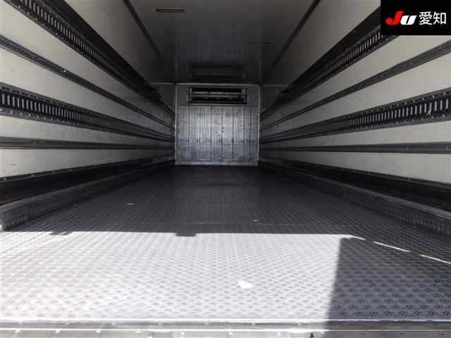 Isuzu GIGA 2013 7288211-8