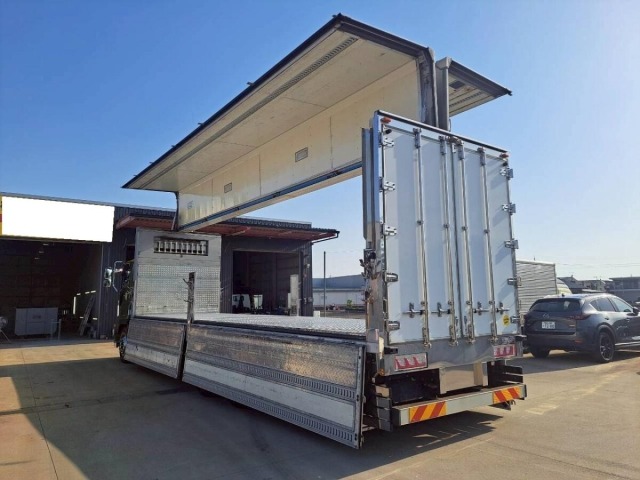 Isuzu GIGA 2019 7288228-18