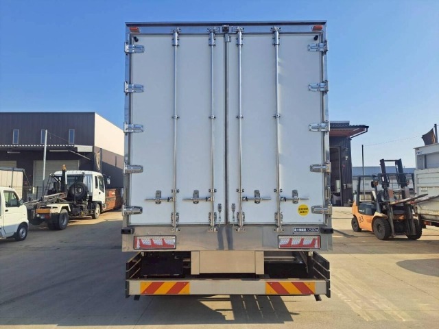 Isuzu GIGA 2019 7288228-5