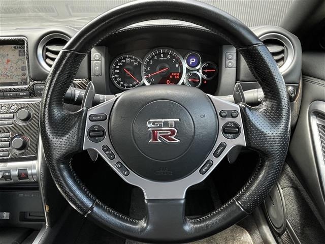 Nissan GT-R 2008 7277285-12