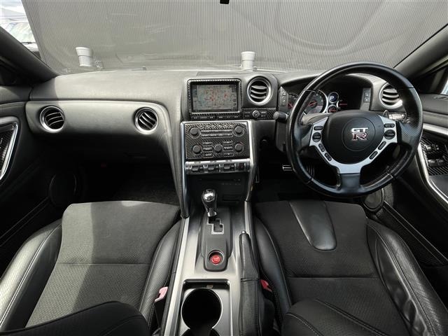 Nissan GT-R 2008 7277285-14