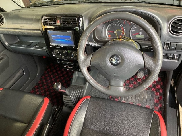 Suzuki JIMNY 2014 7283857-3