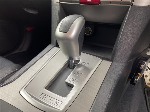 Subaru LEGACY B4 2009 7279499-17