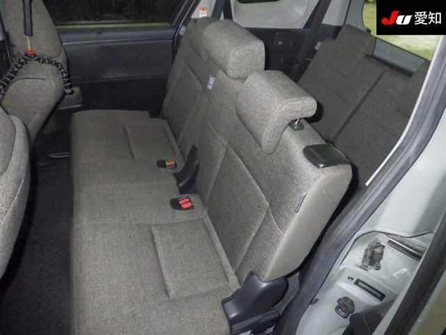 Toyota SIENTA 2023 7274782-4