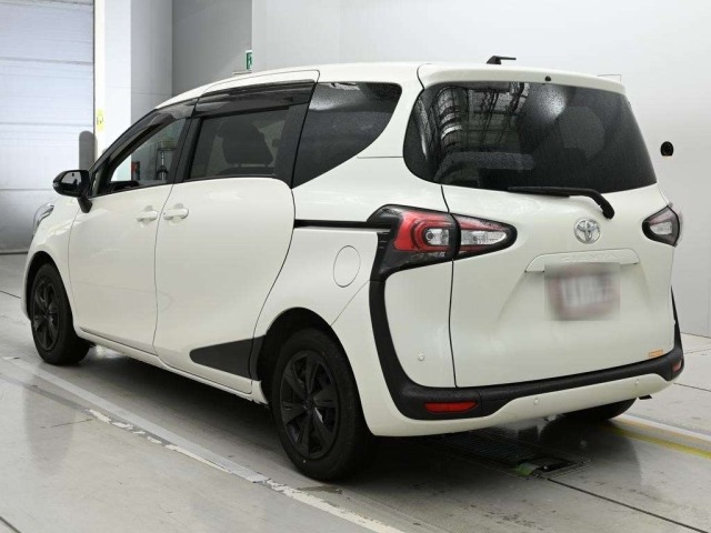 Toyota SIENTA 2021 7274795-6