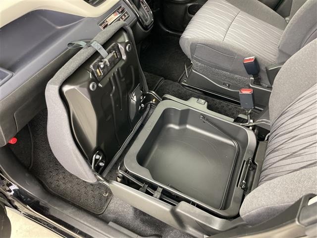 Suzuki SOLIO 2021 7276596-4