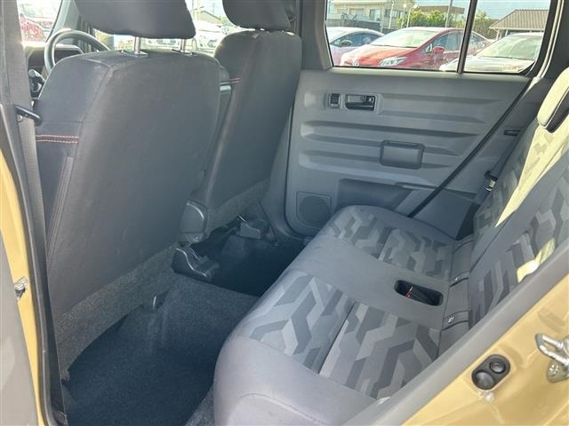 Daihatsu TAFT 2022 7284993-4