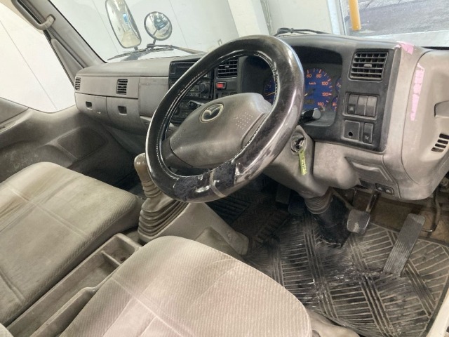 Mazda TITAN 2000 7276233-3