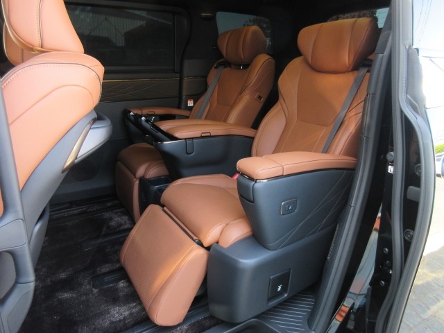Toyota VELLFIRE 2026 7274896-11