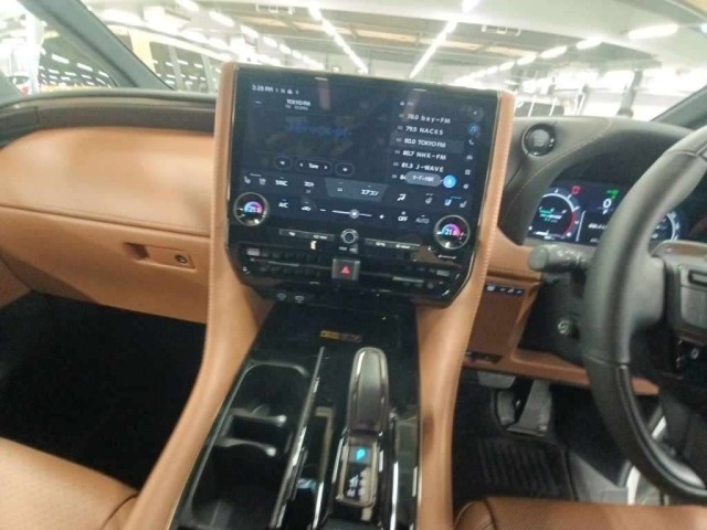 Toyota VELLFIRE 2025 7274931-11