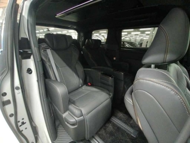 Toyota VELLFIRE 2024 7274932-12