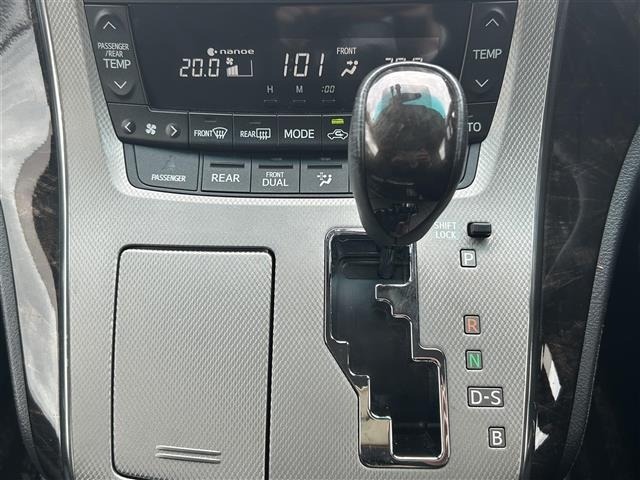 Toyota VELLFIRE 2013 7275681-3