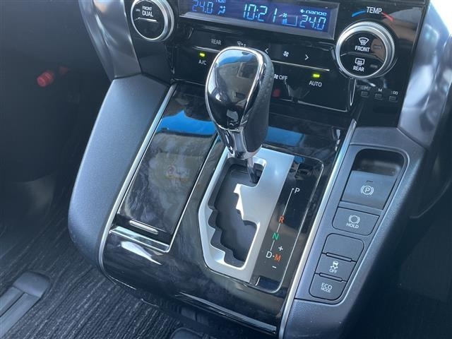 Toyota VELLFIRE 2019 7275956-1