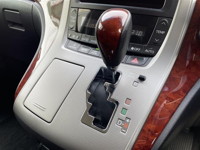 Toyota VELLFIRE 2010 7276054-3