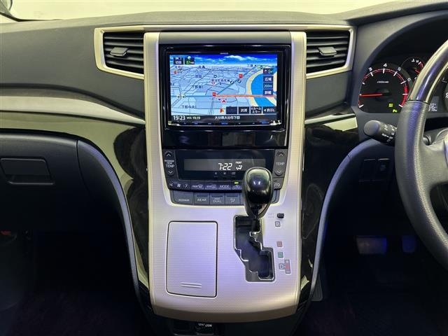 Toyota VELLFIRE 2012 7276196-10