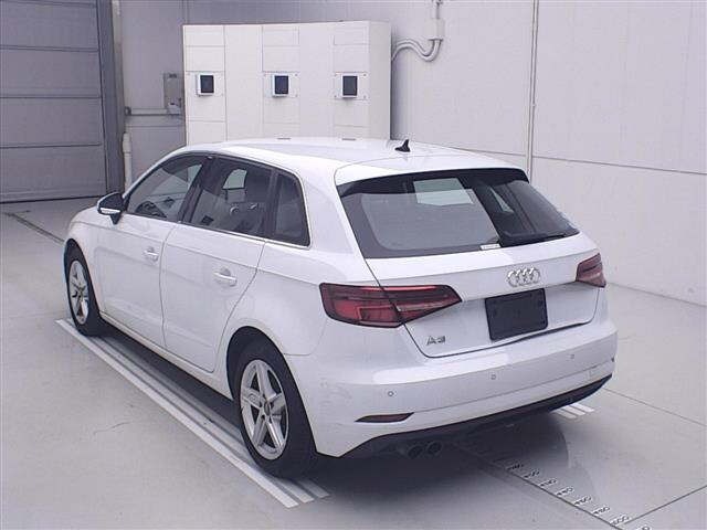 Audi A3 2019 7291879-1