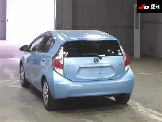Toyota AQUA 2015 7297684-1