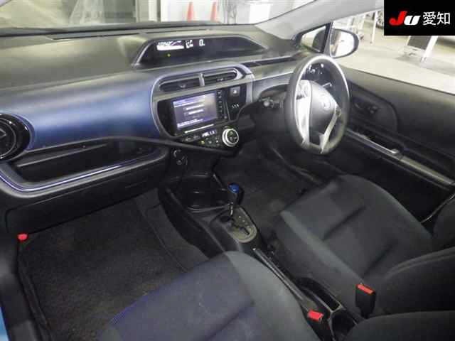 Toyota AQUA 2015 7297684-3