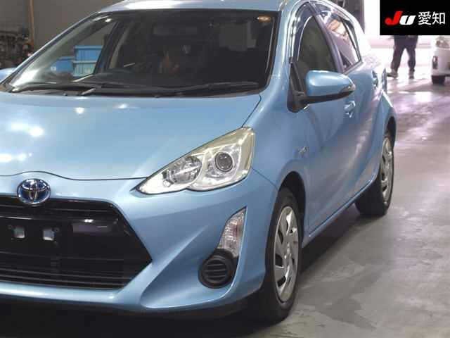 Toyota AQUA 2015 7297684-7