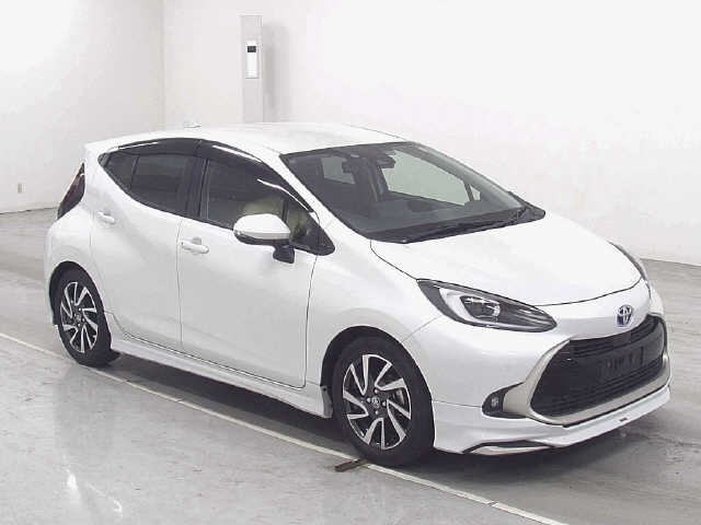 Toyota AQUA 2023 7297695-0