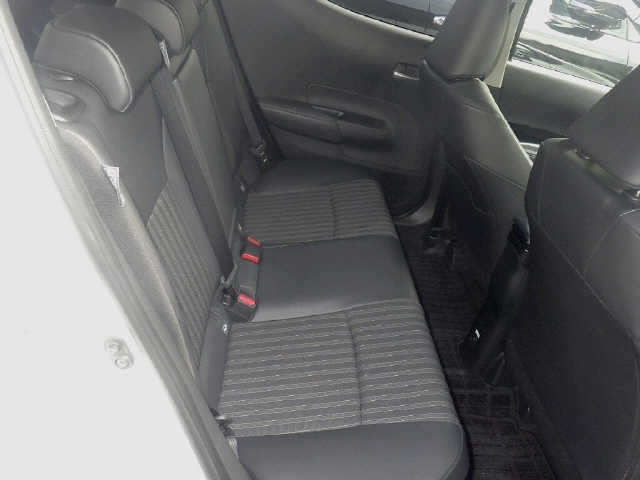Toyota AQUA 2023 7297695-8
